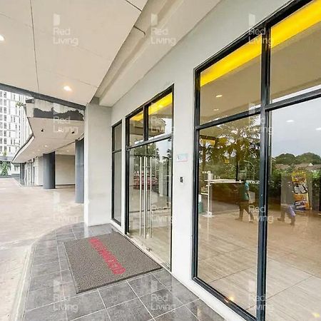 Redliving Apartemen Serpong Green View - Celebrity Room Tower B タンゲラン エクステリア 写真