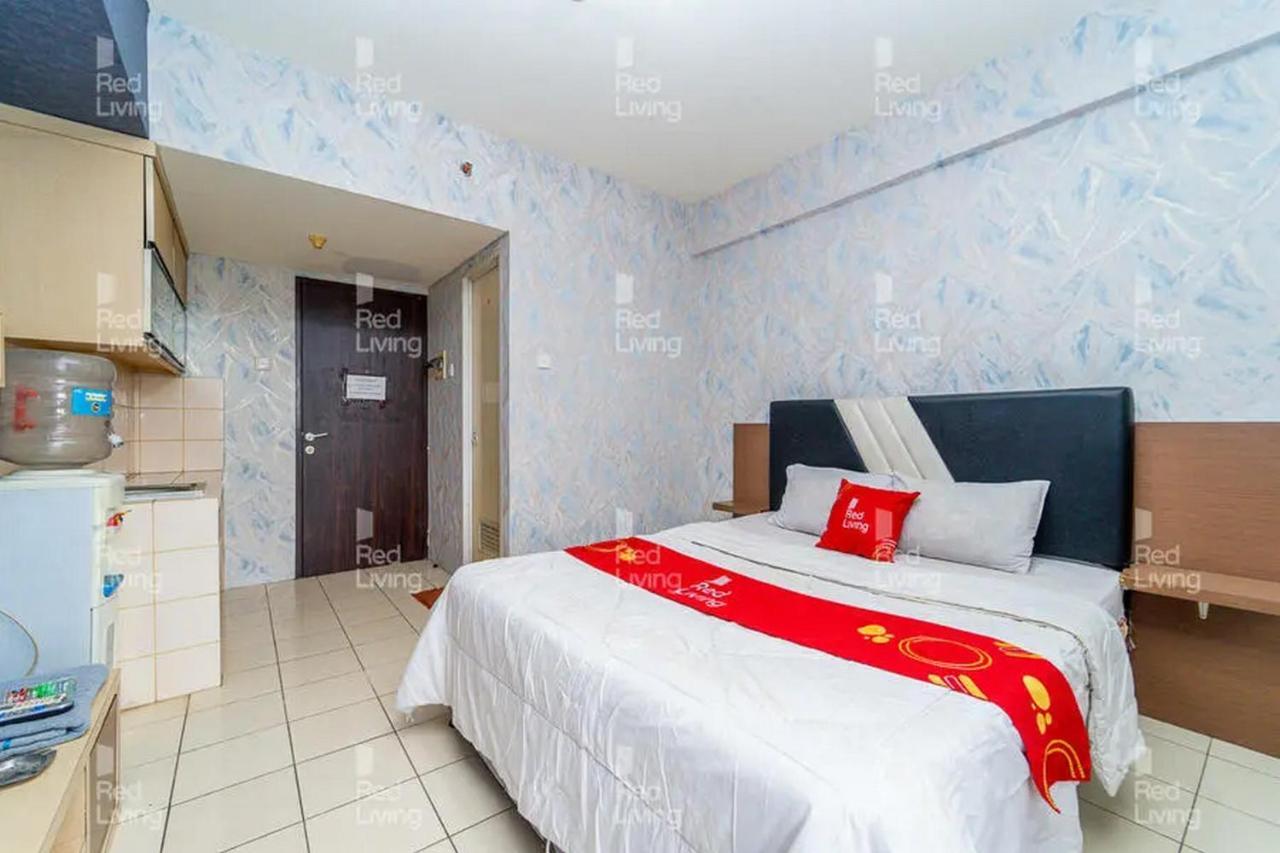 Redliving Apartemen Serpong Green View - Celebrity Room Tower B タンゲラン エクステリア 写真
