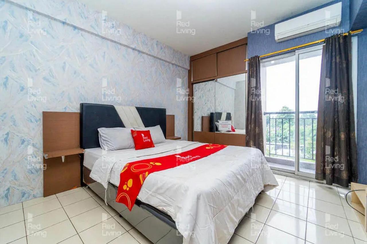 Redliving Apartemen Serpong Green View - Celebrity Room Tower B タンゲラン エクステリア 写真
