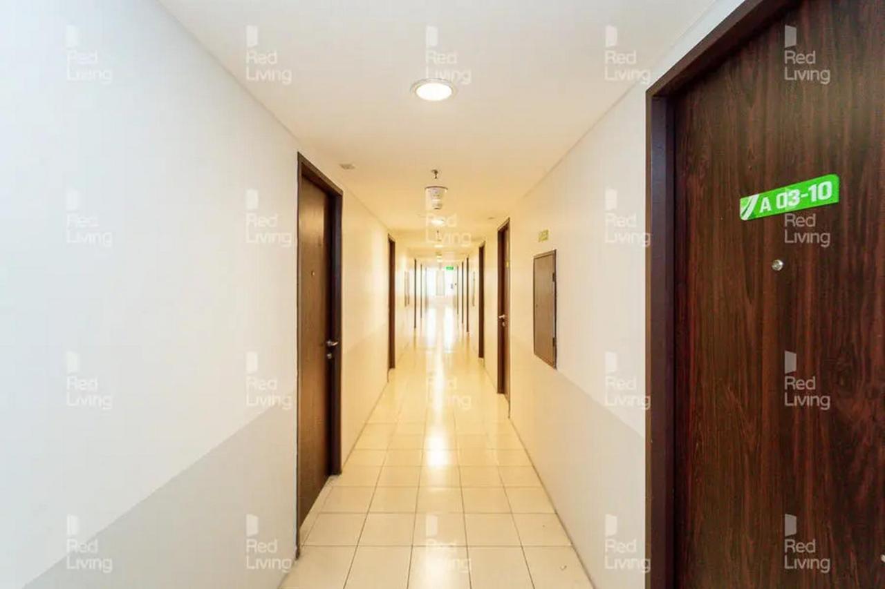 Redliving Apartemen Serpong Green View - Celebrity Room Tower B タンゲラン エクステリア 写真