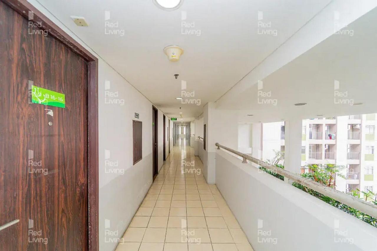 Redliving Apartemen Serpong Green View - Celebrity Room Tower B タンゲラン エクステリア 写真