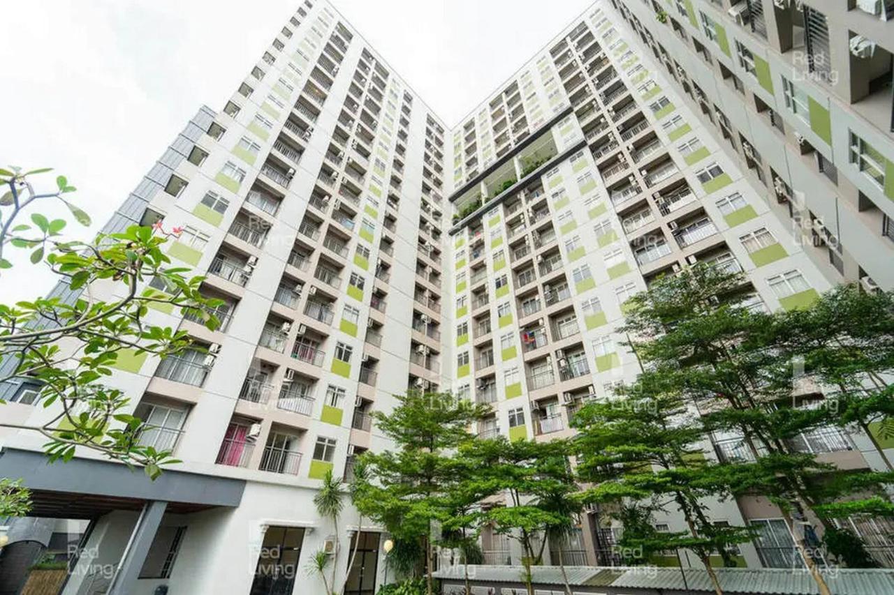 Redliving Apartemen Serpong Green View - Celebrity Room Tower B タンゲラン エクステリア 写真