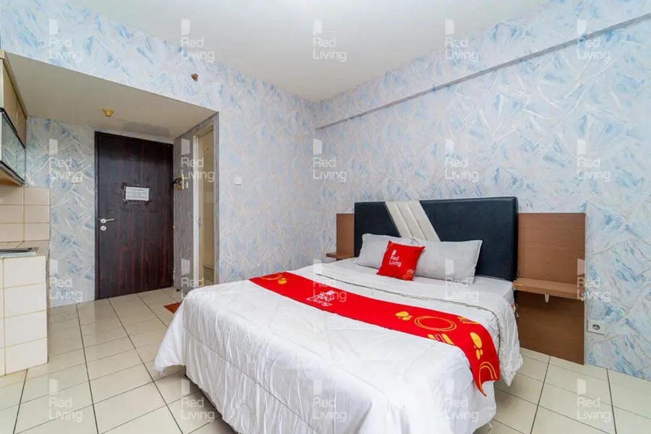 Redliving Apartemen Serpong Green View - Celebrity Room Tower B タンゲラン エクステリア 写真