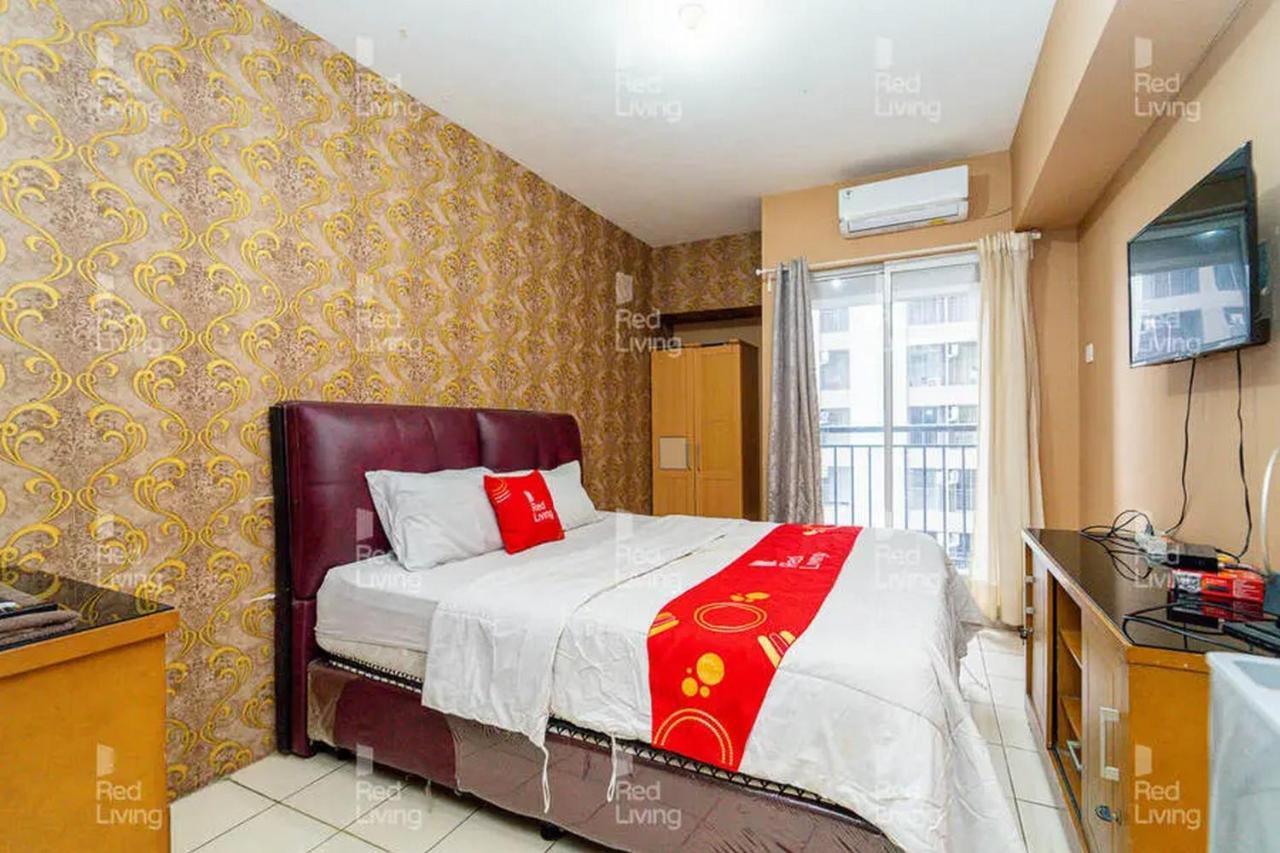 Redliving Apartemen Serpong Green View - Celebrity Room Tower B タンゲラン エクステリア 写真